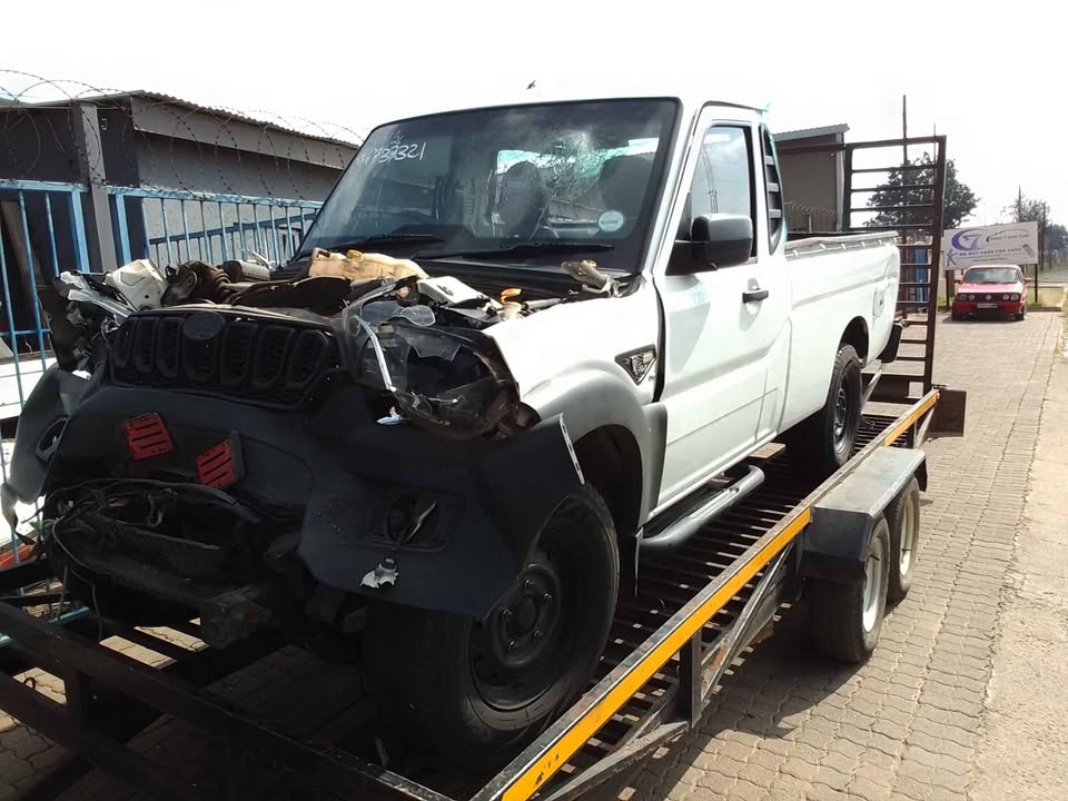 2021 Mahindra Scorpio mHawk D140 2.2 bakkie stripping for parts - Private Seller 2021 Mahindra Scorpio mHawk D140 2.2 bakkie stripping for parts - Private Seller