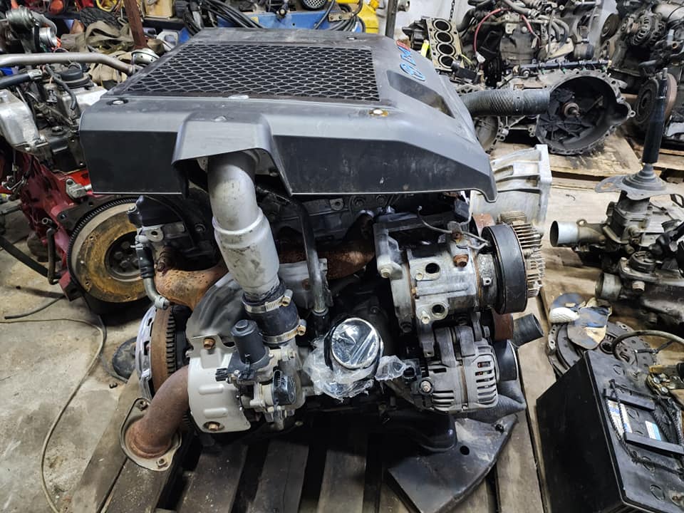 2015 Toyota Hilux 3.0 D-4D 4X4  Engine 1KDA For Sale Good Running Condition! - Private Seller