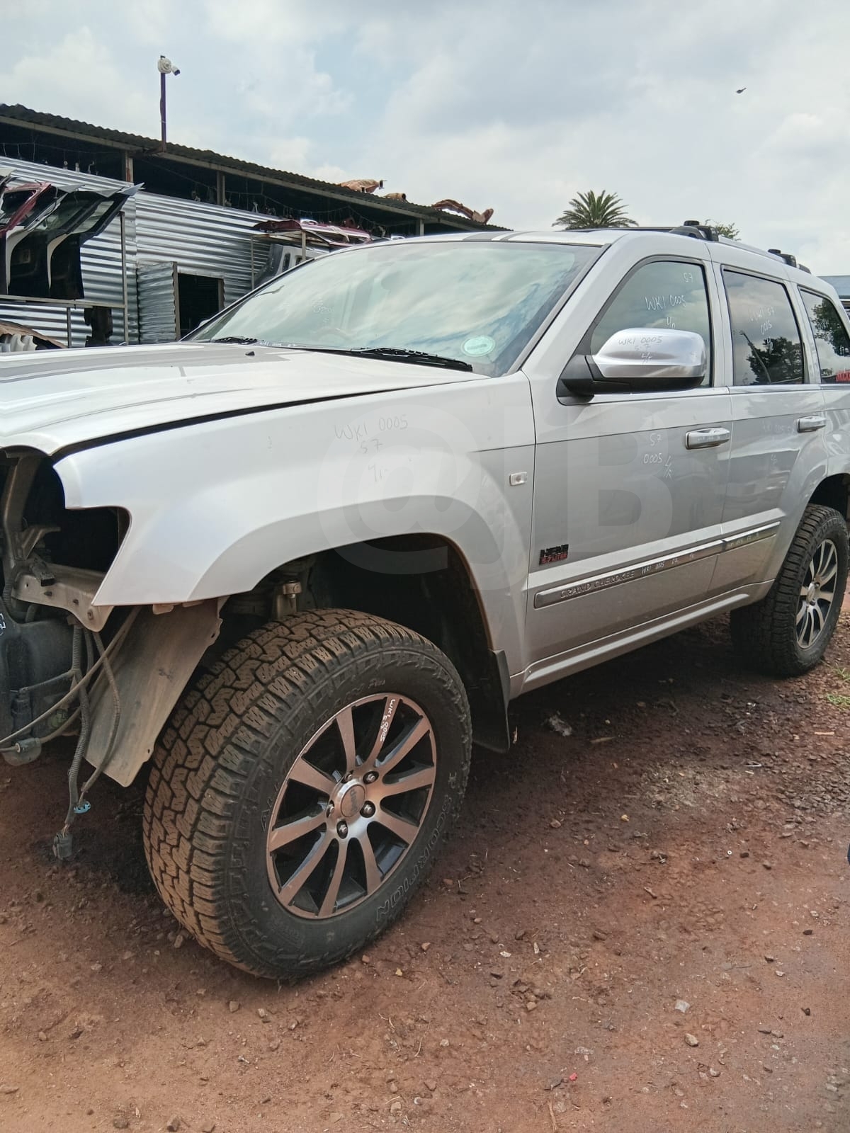 Jeep Grand Cherokee Wk1 5.7 Hemi Auto Body Spares - Jeep Body Parts - Private Seller Jeep Grand Cherokee Wk1 5.7 Hemi Auto Body Spares - Jeep Body Parts - Private Seller
