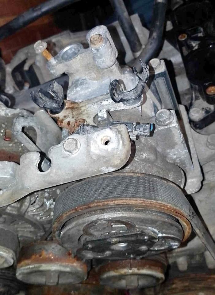 Subaru Impreza aircon pump - Private Seller Subaru Impreza aircon pump - Private Seller