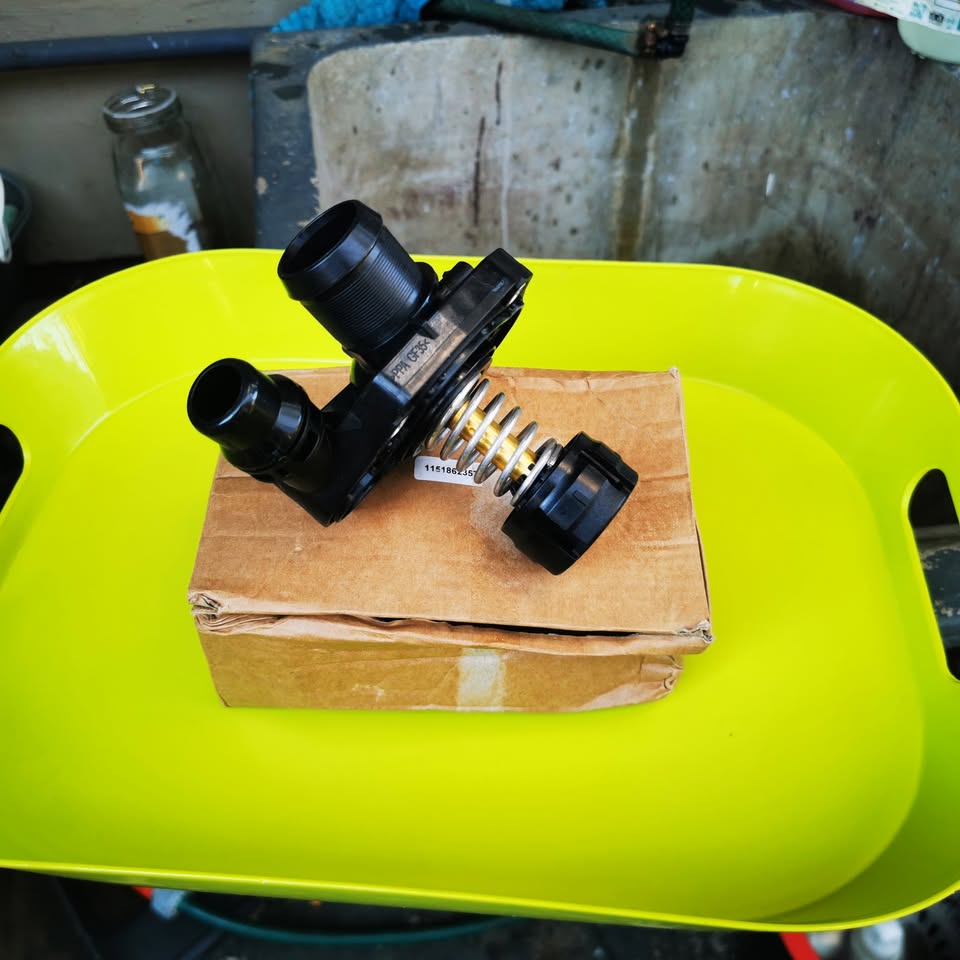 Car Engine Coolant Thermostat for BMW F45 X1 X2 Mini 220I 225I B38 B48 115186013 - Private Seller