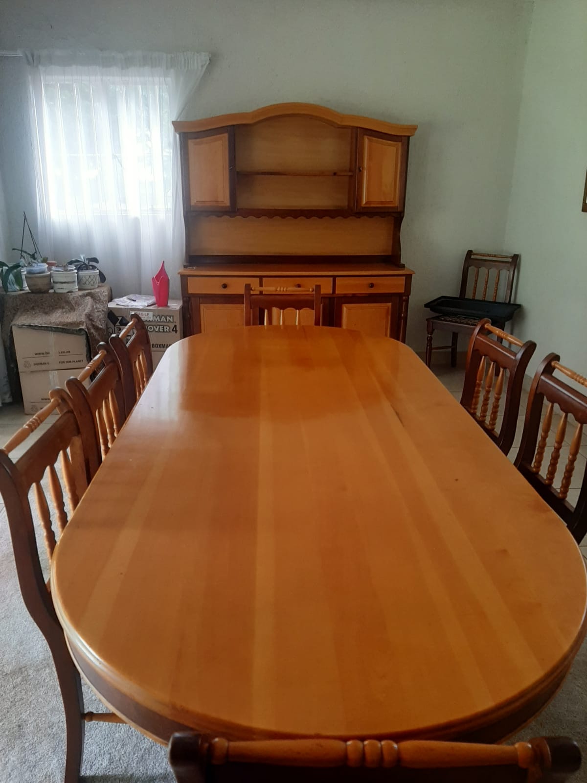 yellow table chairs