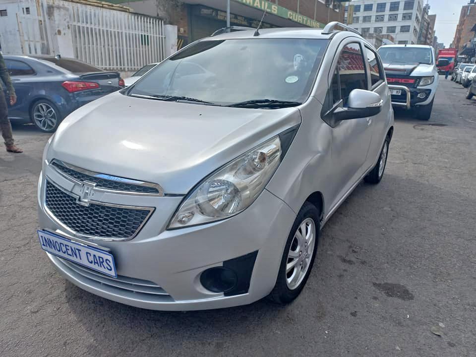 USED 2015 CHEVROLET SPARK 1.2 PETROL HATCHBACK, SILVER COLOUR, MILEAGE