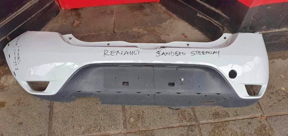 Renault Sandero Stepway Back bumper - Private Seller Renault Sandero Stepway Back bumper - Private Seller