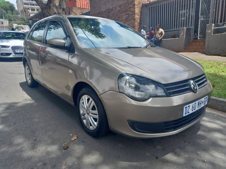 2014 VW POLO VIVO HATCHBACK 1.4 Petrol, Manual. Spare key. Call Inno . Gold Color,