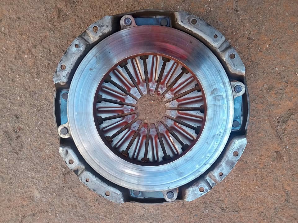 isuzu D-max clutch plate - Private Seller isuzu D-max clutch plate - Private Seller