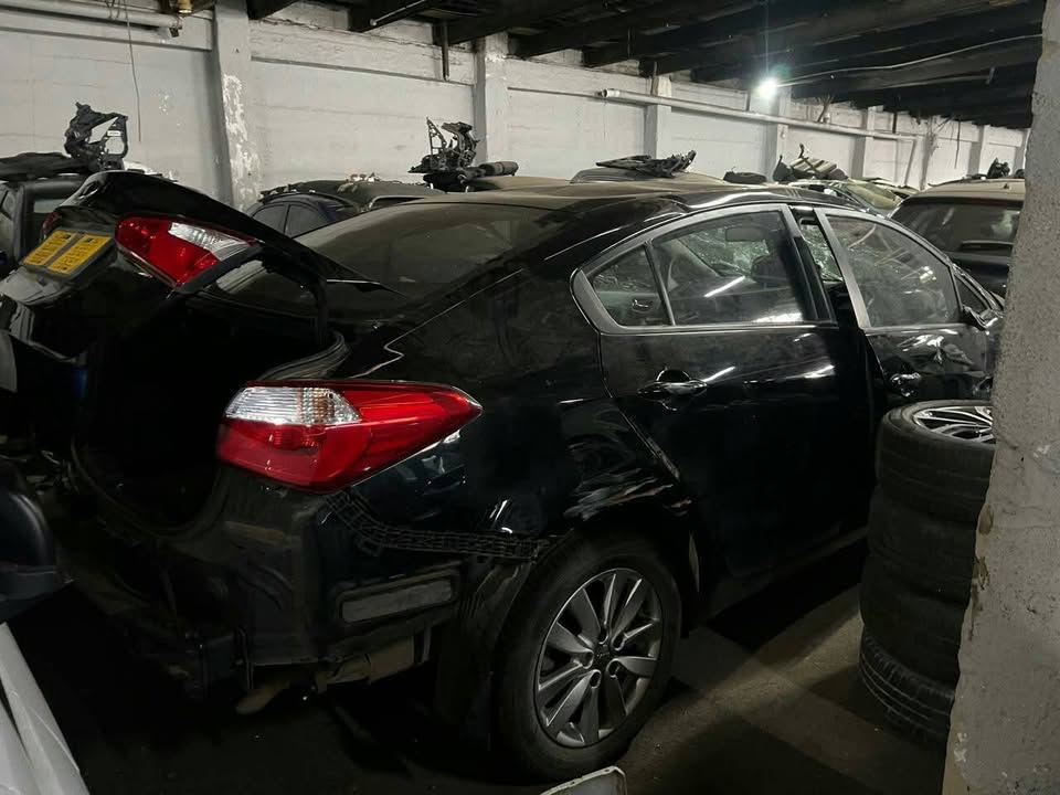 Kia cerato sedan stripping for spares - Private Seller Kia cerato sedan stripping for spares - Private Seller