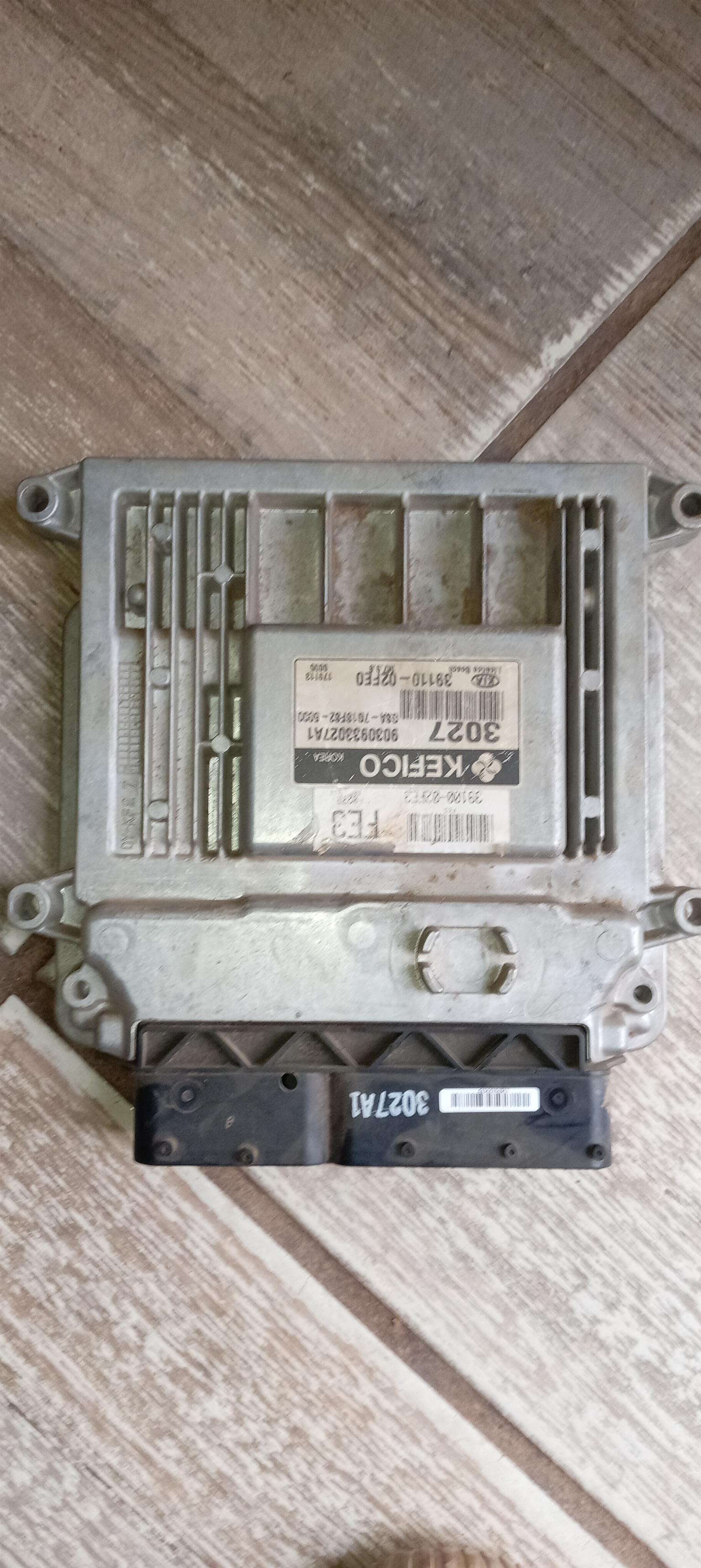 Kia Picanto Head lights and Rear lamps and Computer Box for sale - Private Seller Kia Picanto Head lights and Rear lamps and Computer Box for sale - Private Seller