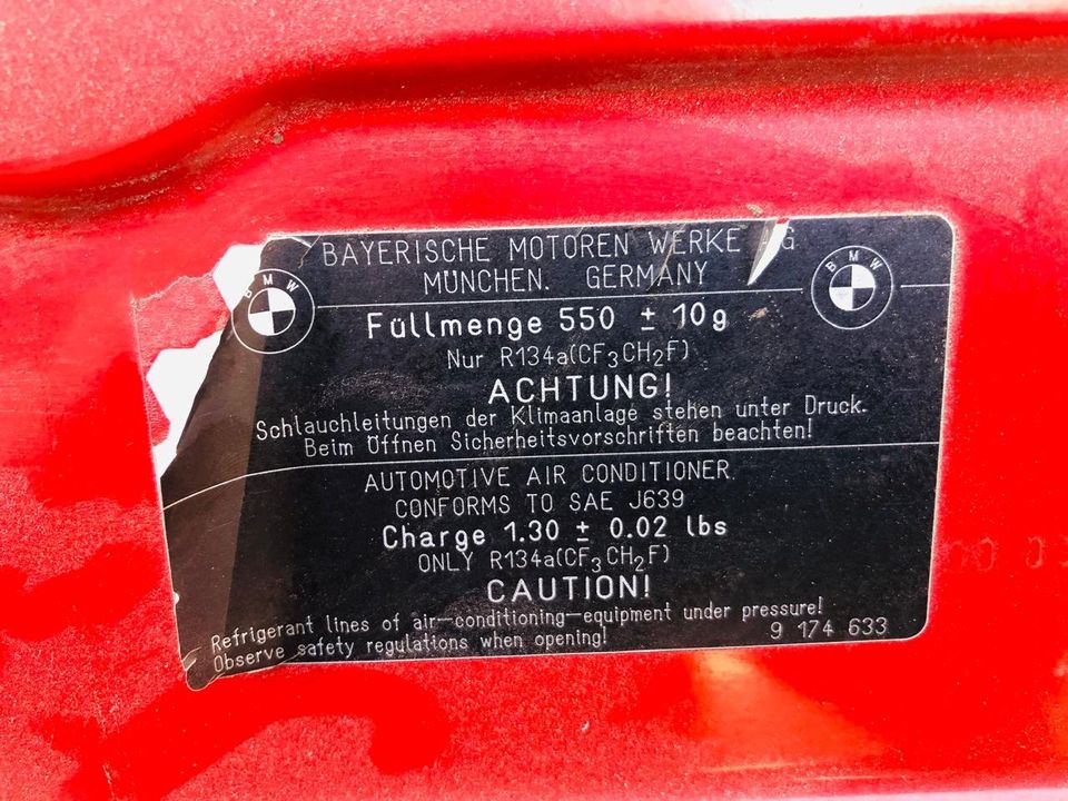 BMW F30/F31 3 series 320i bonnet - Private Seller BMW F30/F31 3 series 320i bonnet - Private Seller