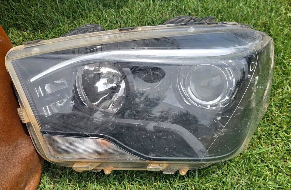 Mahindra scorpio s6 headlight available Call or whatsapp Wesley - Private Seller Mahindra scorpio s6 headlight available Call or whatsapp Wesley - Private Seller
