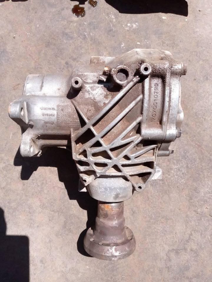 VOLVO XC90 D5 FRONT AND REAR TRANSFER CASE - Private Seller