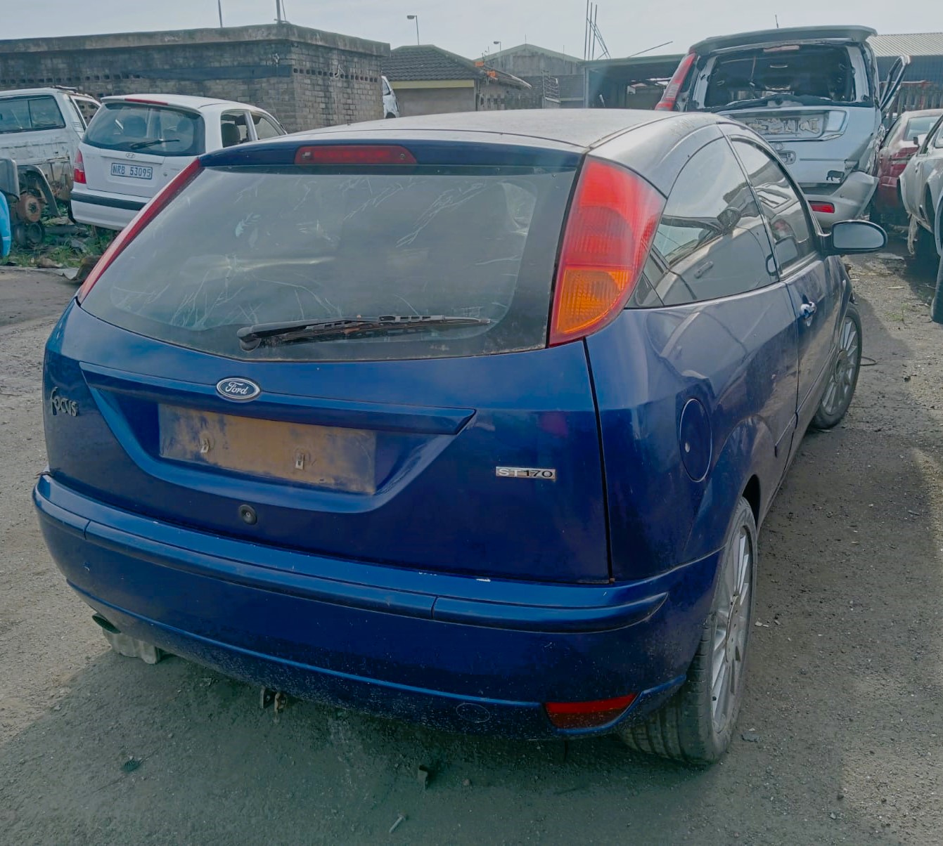 2004 Ford Focus 2.0L ST - Stripping for Spares