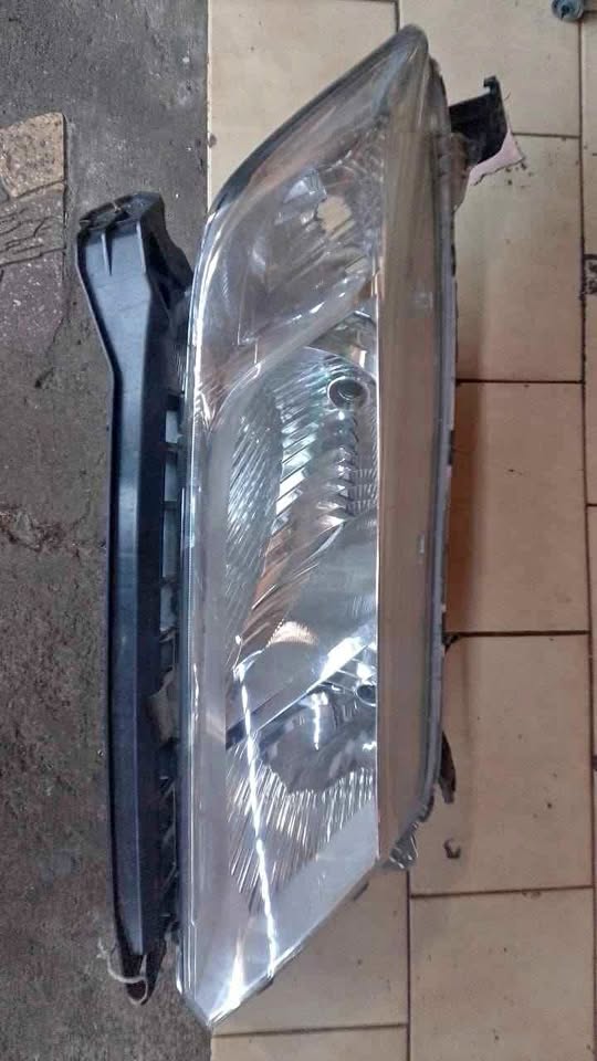 Honda Ballade 2014 RHS headlight - Private Seller Honda Ballade 2014 RHS headlight - Private Seller