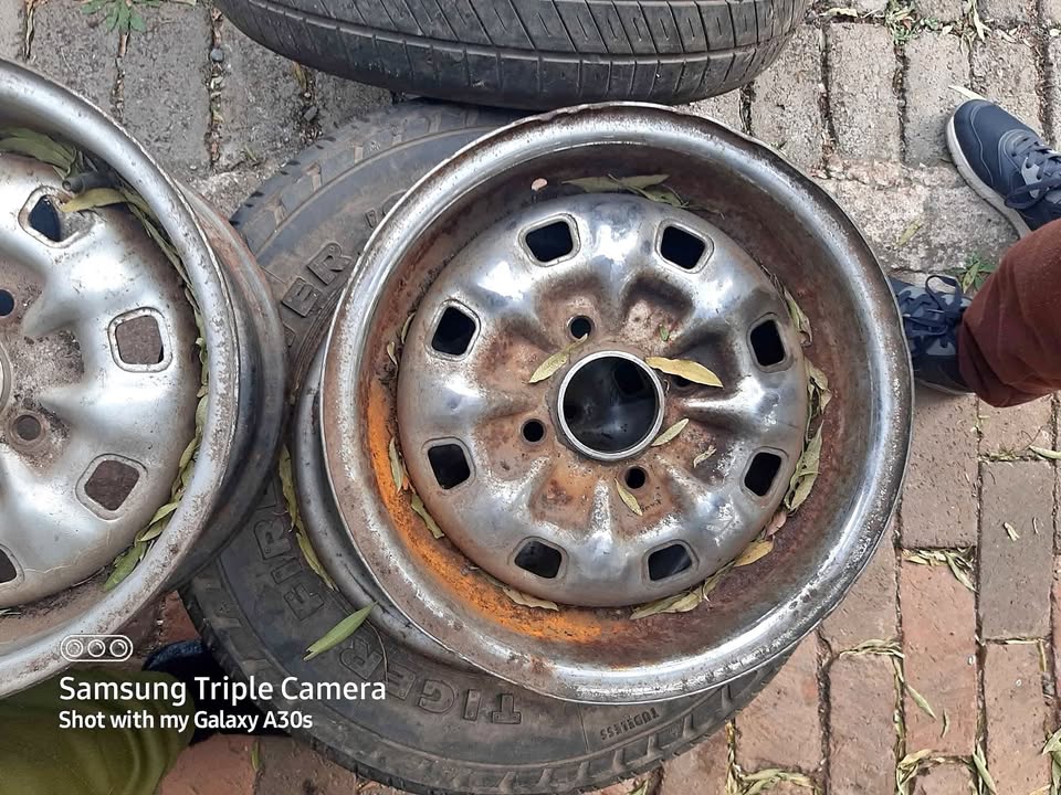 FORD CORTINA RIMS
