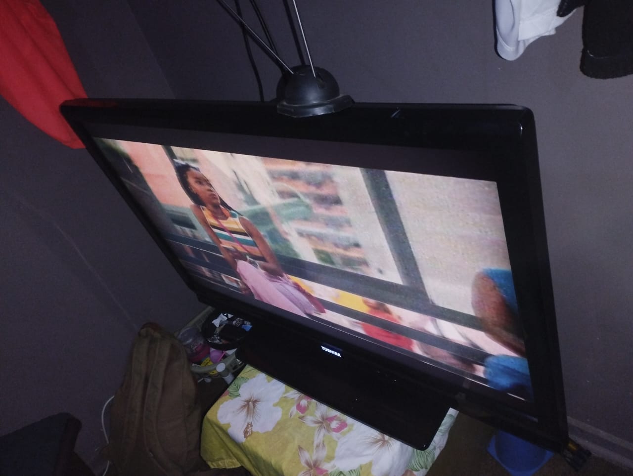 42 inch Toshiba TV