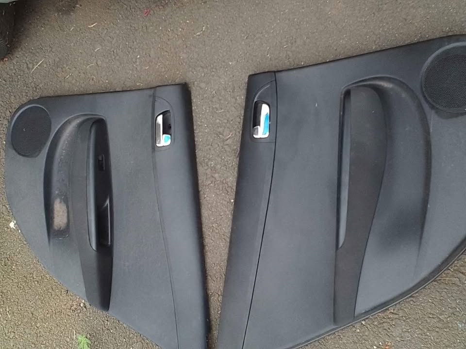 2012 Hyundai i20 door panels in good condition - Private Seller