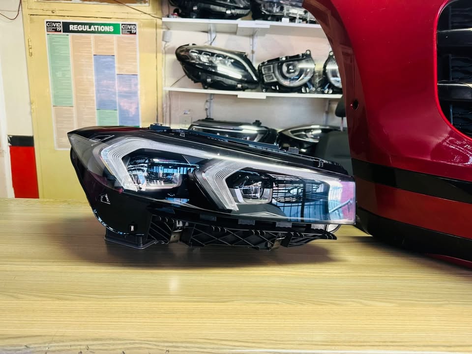2025 BMW G20 FACELIT RIGHT HEADLIGHT BRAND NEW FOR SALE - Private Seller 2025 BMW G20 FACELIT RIGHT HEADLIGHT BRAND NEW FOR SALE - Private Seller