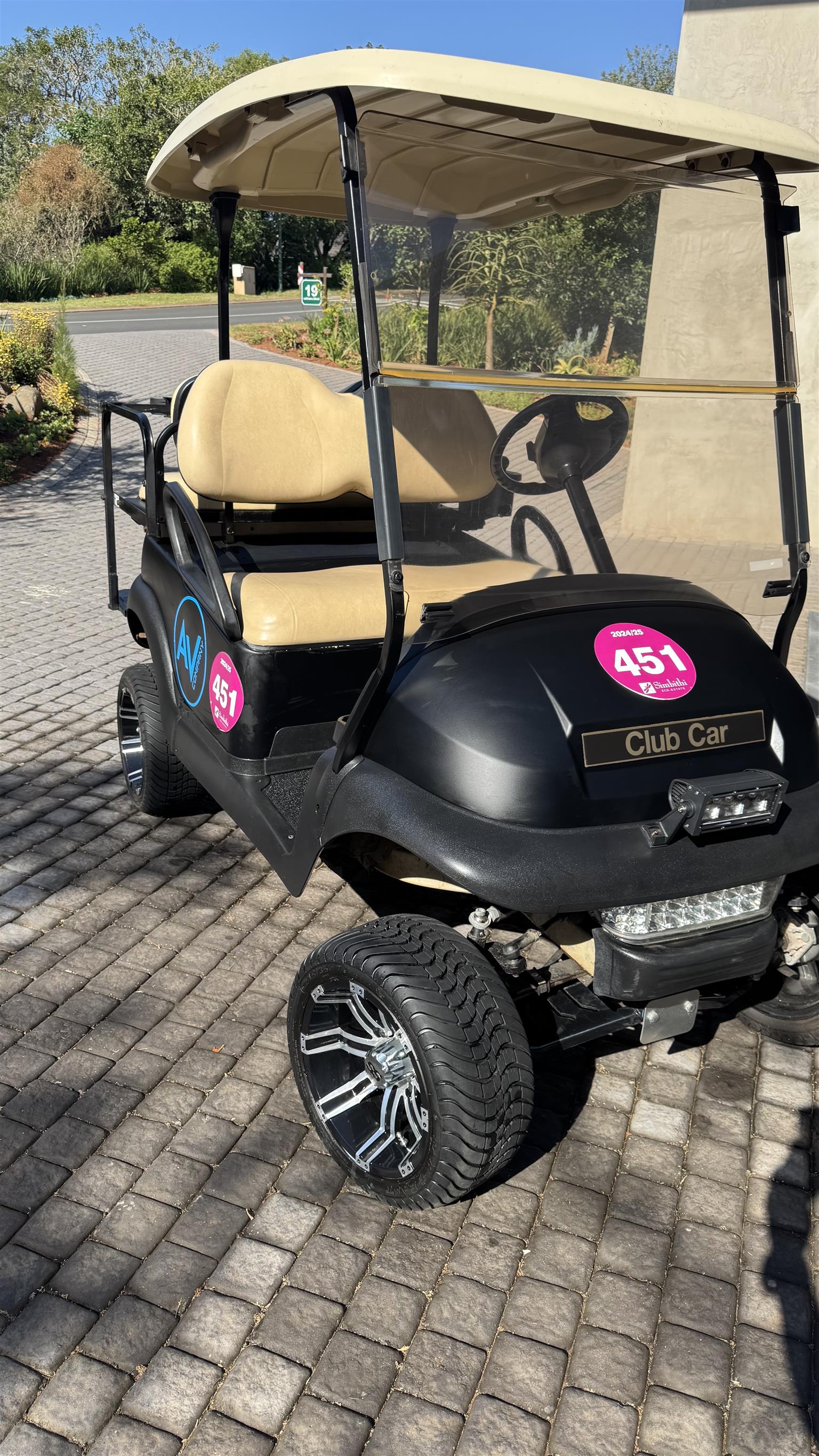Golf Cart - club car precedent 4 seater with lift kit and lithium ion battery