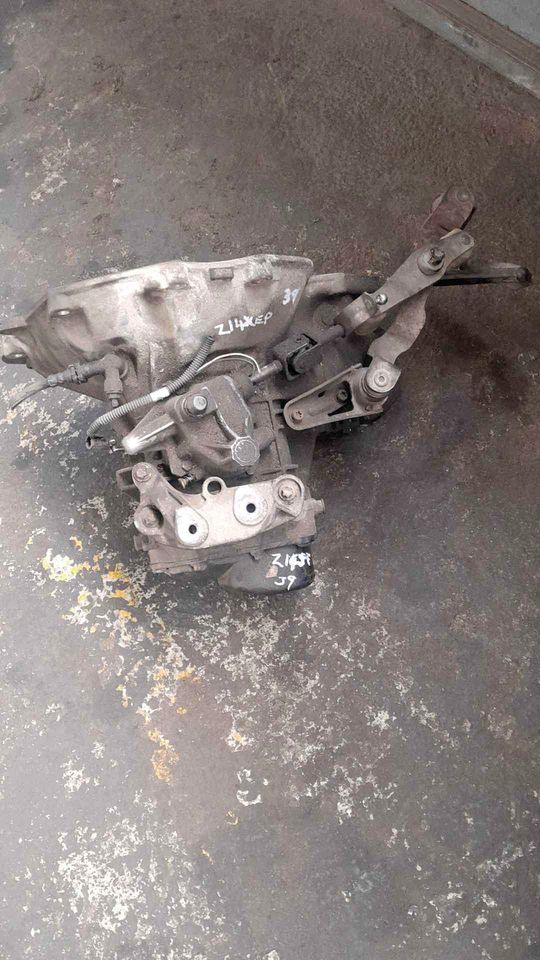 Opel corsa z14xep corsa enjoy manual 5 speed import gearbox in excellent condition 4 sale - Private Seller