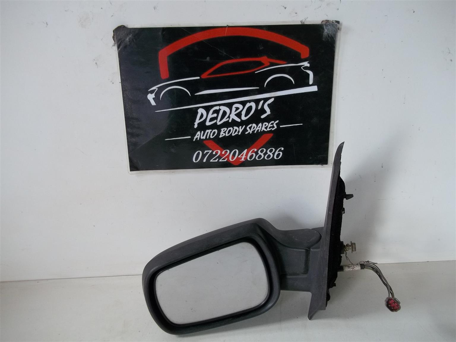 Ford Fiesta '09-'16 left mirror (Electric) - Private Seller Ford Fiesta '09-'16 left mirror (Electric) - Private Seller