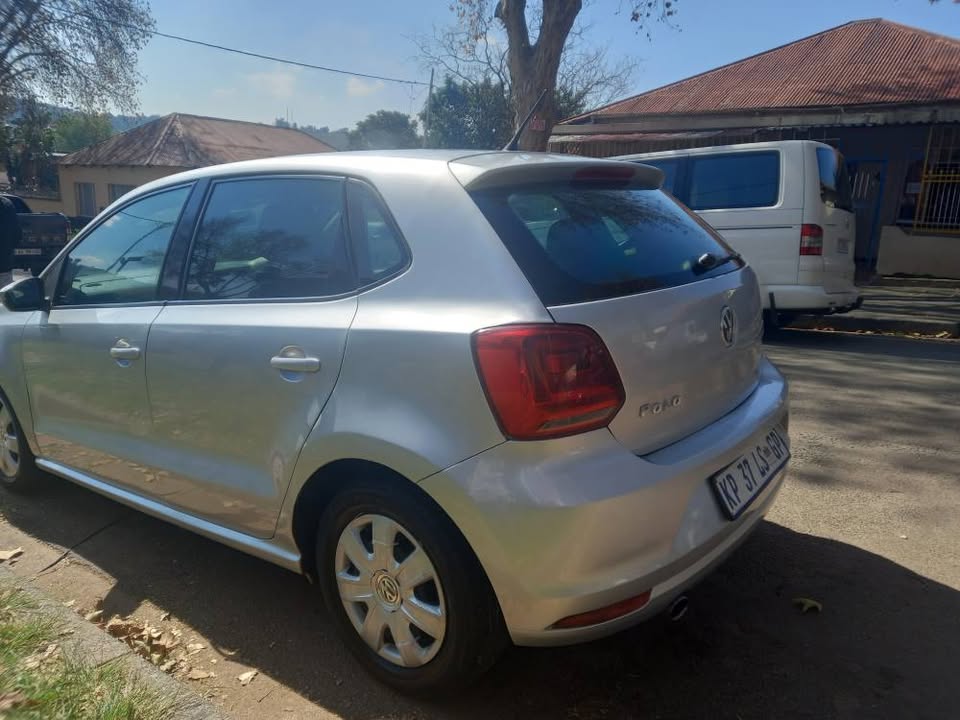 2014 VW Polo 6 Hatchback 1.4 Petrol, Manual, Silver, 75000kms