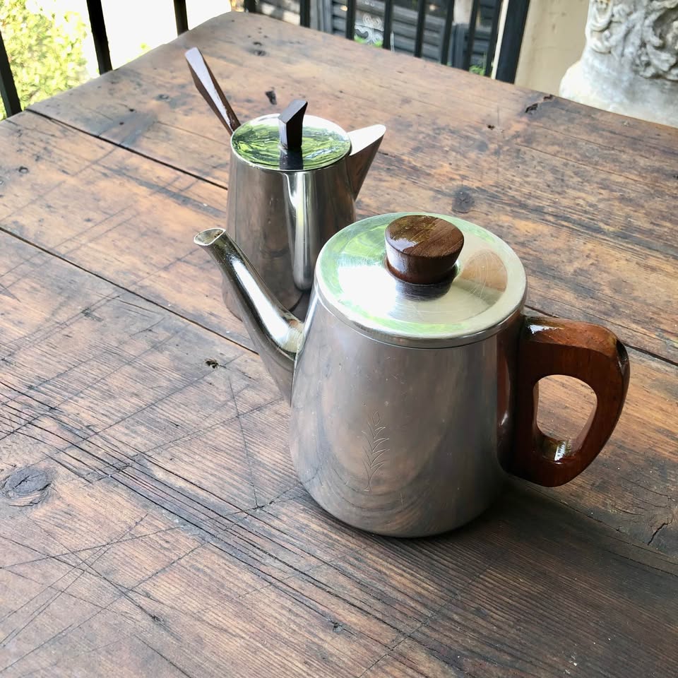 Vintage 1960s-70s Sona Stainless Steel Tea Kettle – A Timeless Classic! ✨