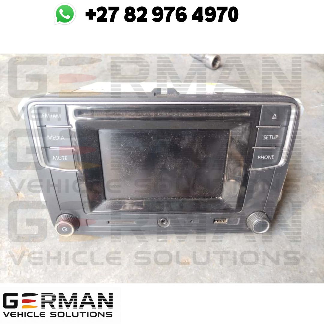 Volkswagen polo 6 sedan radio for sale used - Private Seller Volkswagen polo 6 sedan radio for sale used - Private Seller