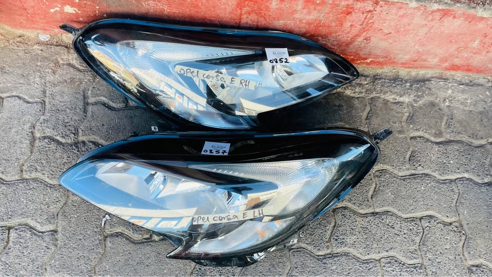 Opel Corsa E headlights - Private Seller Opel Corsa E headlights - Private Seller