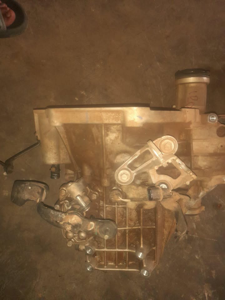 HYUNDAI i20 1.2 G4LA GEARBOX AVAILABLE - Private Seller HYUNDAI i20 1.2 G4LA GEARBOX AVAILABLE - Private Seller