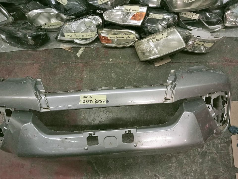 TOYOTA FORTUNER ONT BUMPER - Private Seller