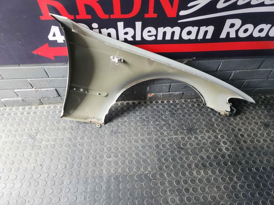 BMW E46 FENDER - FRONT LEFT