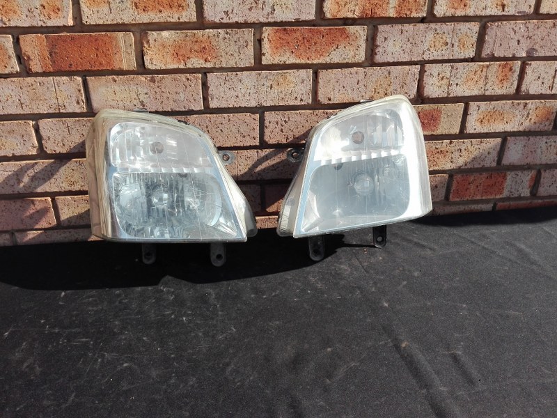 Isuzu Kb Headlight Go Big Shape - Private Seller Isuzu Kb Headlight Go Big Shape - Private Seller