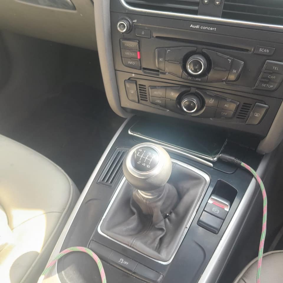 AUDI A4.MANUAL TRANSMISSION