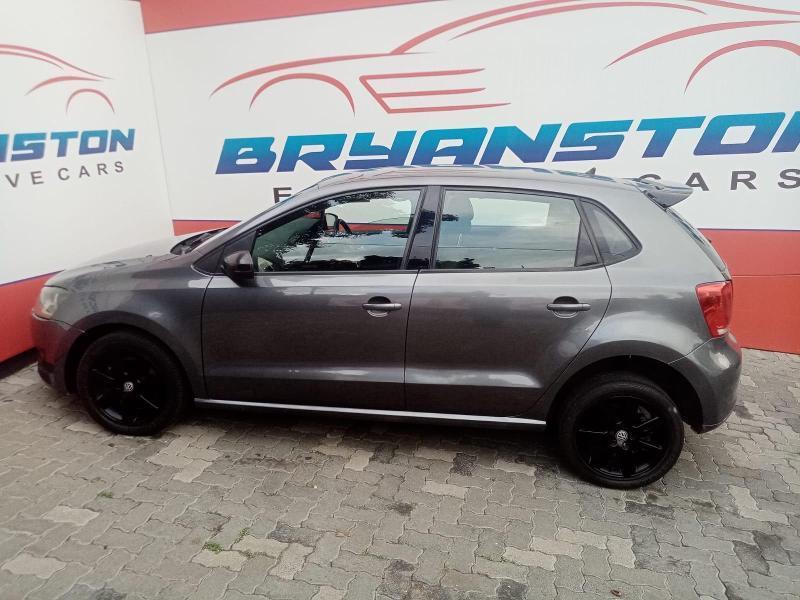 2011 VOLKSWAGEN POLO 1.6TDi COMFORTLINE