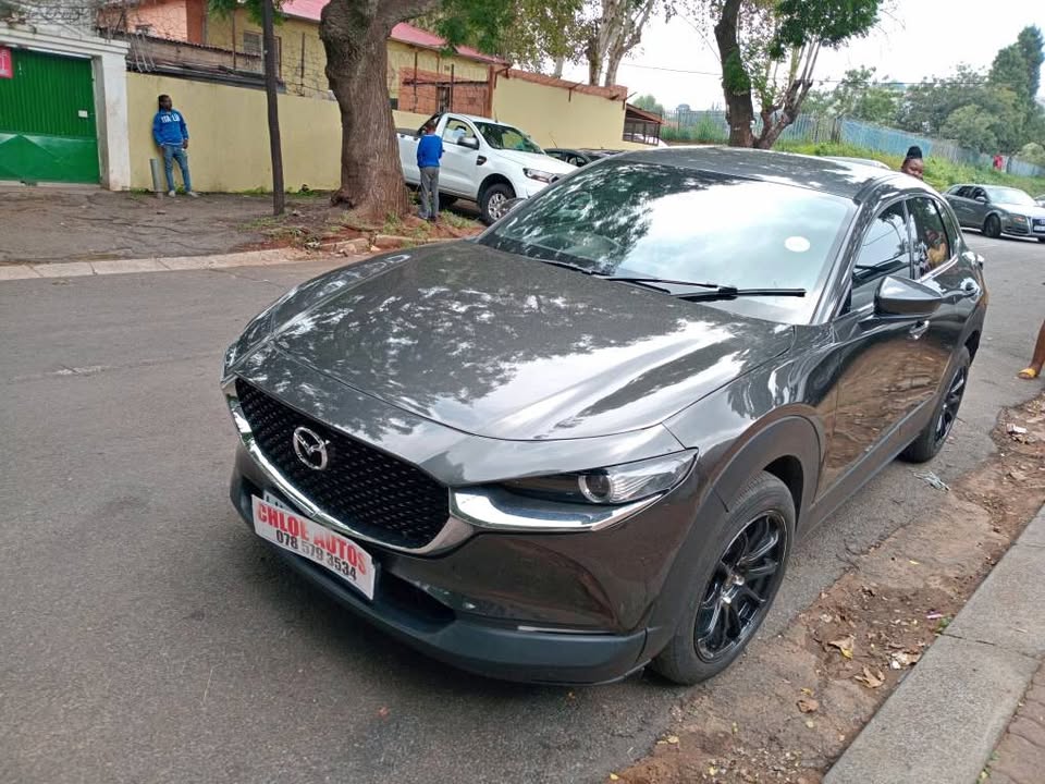2022 Mazda Cx30 2.0 Petrol,Automatic  Leather seat, Reverse sensor and reverse camera  Service book