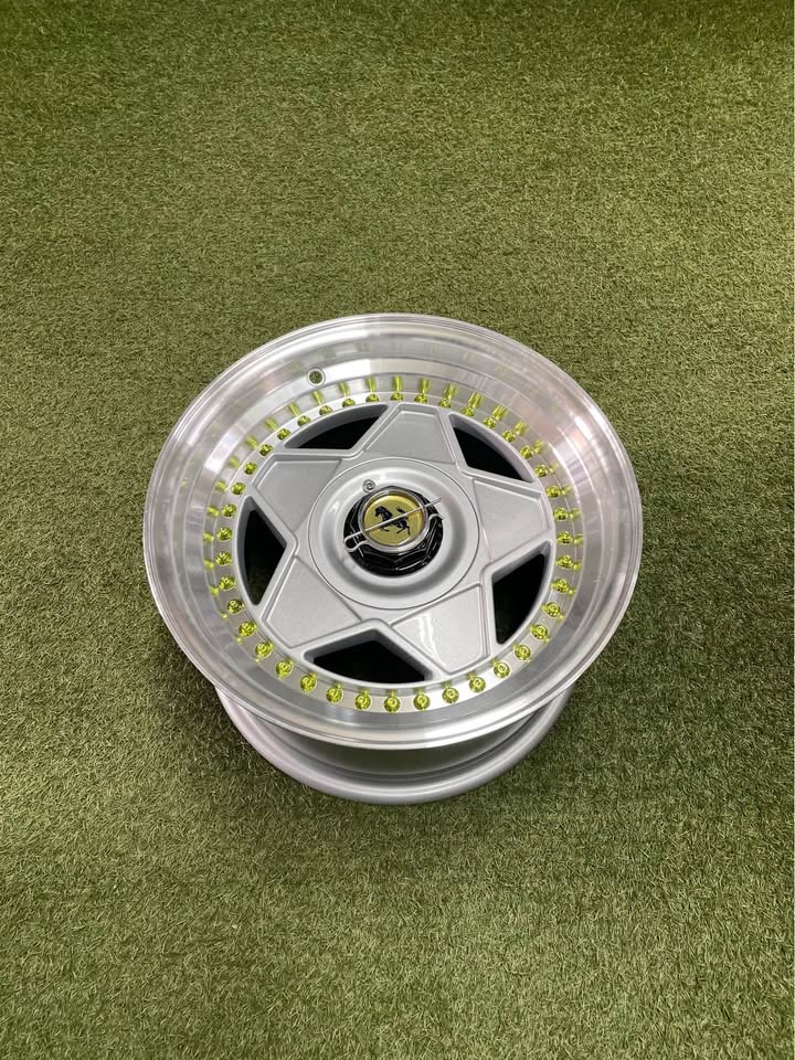 15 INCH FERRARI MODENA DESIGN RIM SET - Private Seller