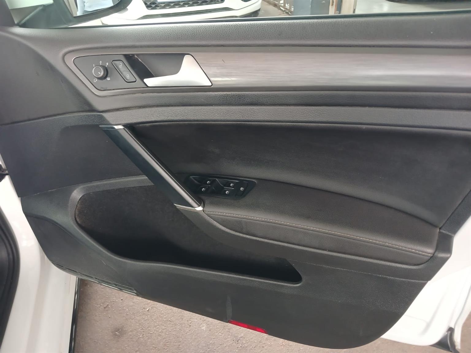 2019 VW GOLF 7 TSI 1.4 R-LINETransmission: Manual Mileage: 62000km Petrol