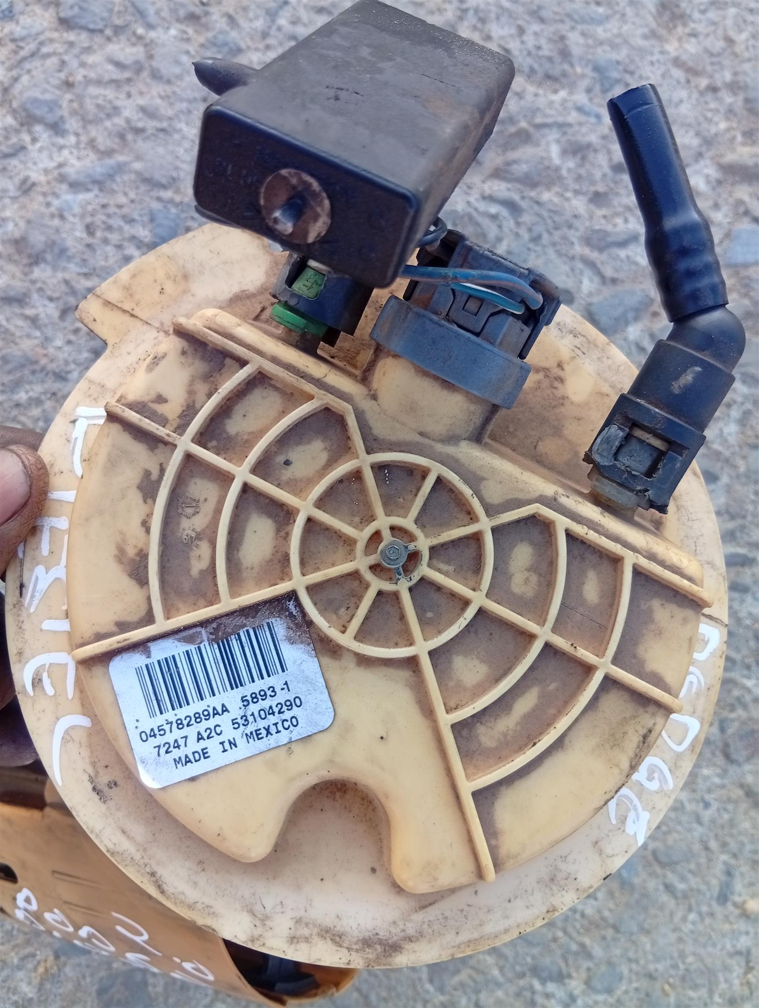 Dodge caliber 2.0 diesel pump for sale - Private Seller