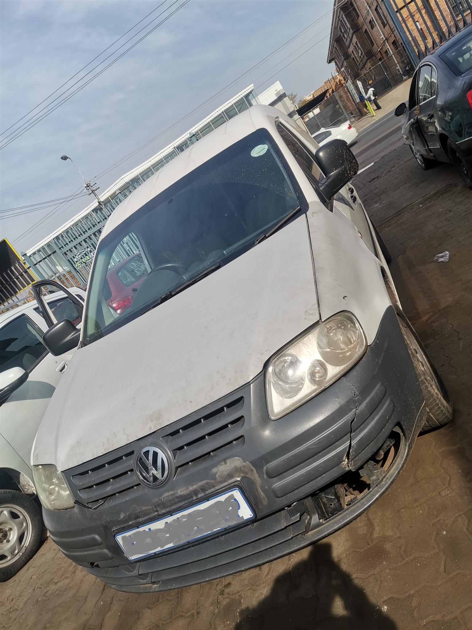 CADDY 1.6 2008 STRIPPING ASK FOR SHEVANIE - Private Seller CADDY 1.6 2008 STRIPPING ASK FOR SHEVANIE - Private Seller