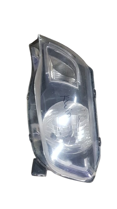 RENAULT KWID RIGHT & LEFT SIDE HEADLIGHT ASSEMBLY (2009-2017) - Private Seller RENAULT KWID RIGHT & LEFT SIDE HEADLIGHT ASSEMBLY (2009-2017) - Private Seller