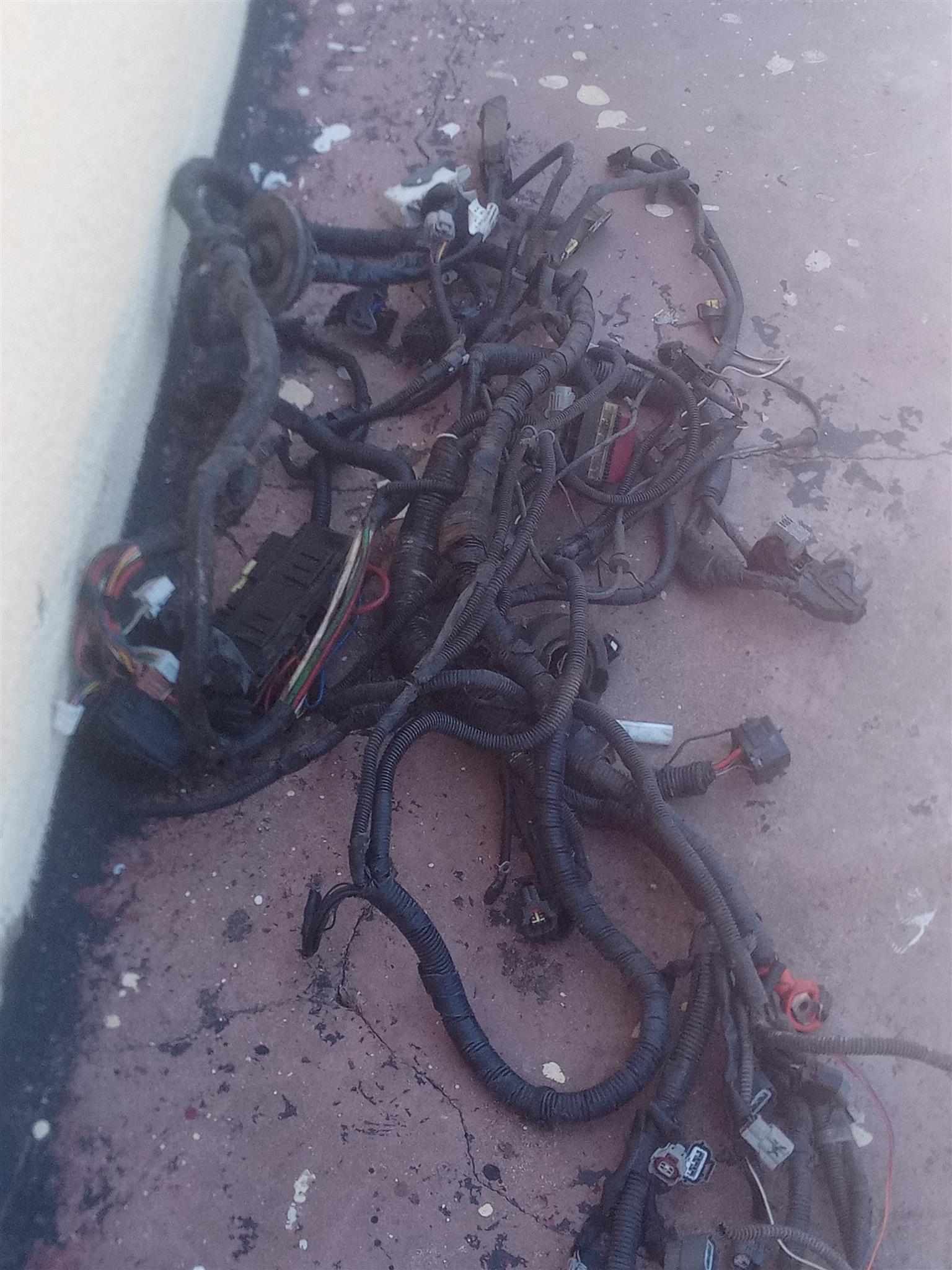 Nissan tiida engine wiring - Private Seller