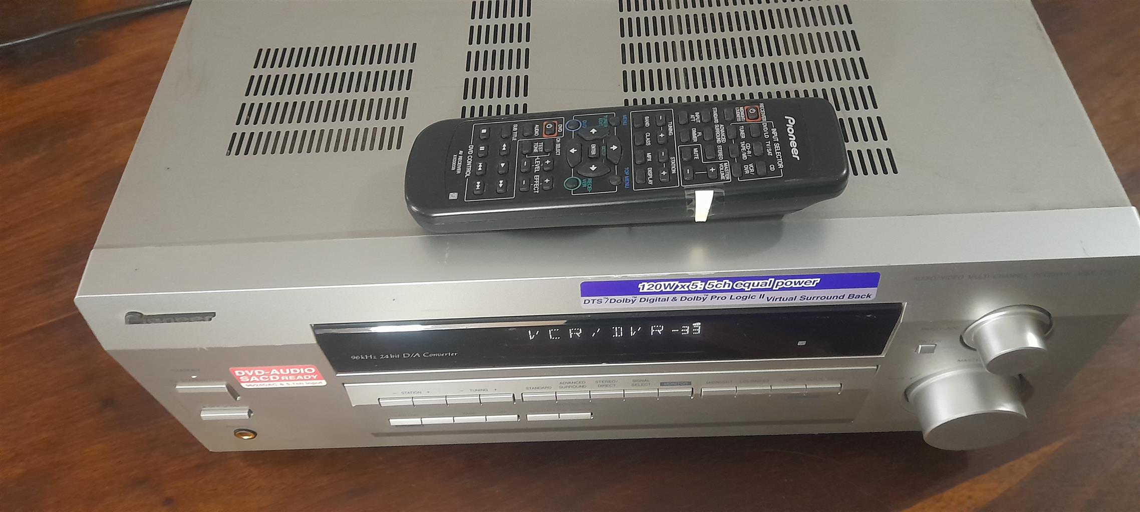 Pioneer VSX-D511 Audio Video Multi Channel Receiver