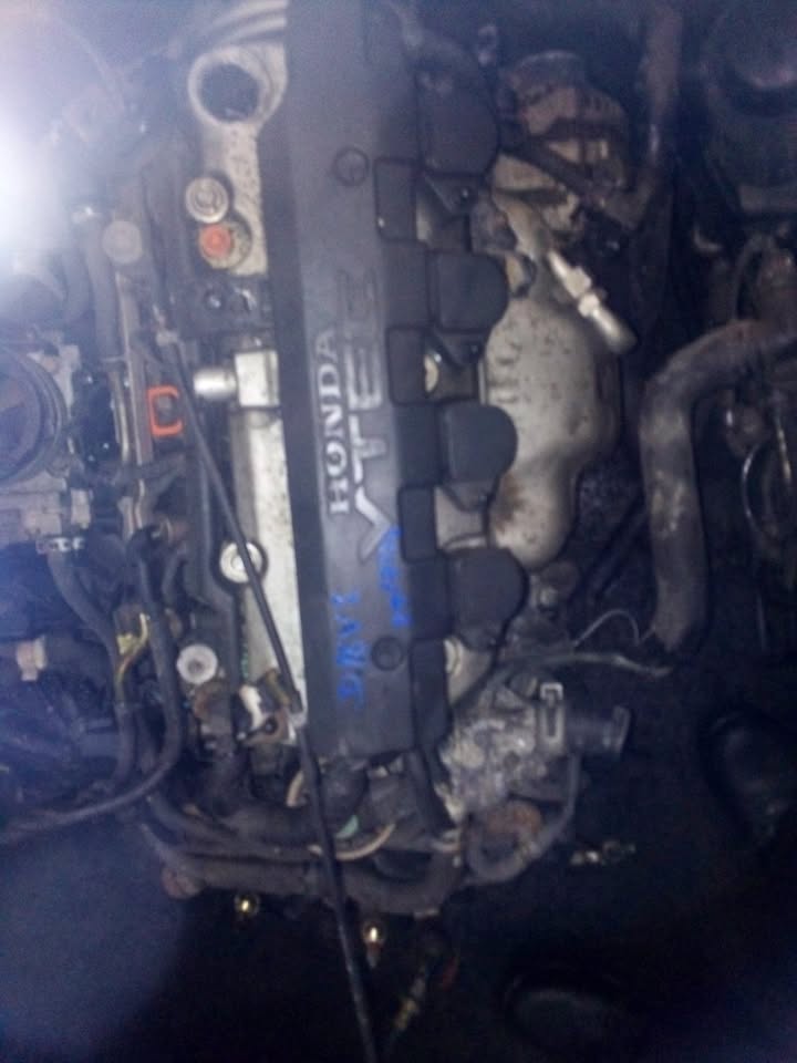 00-05 HONDA CIVIC 1.6L(D16V1) ENGINE - Private Seller