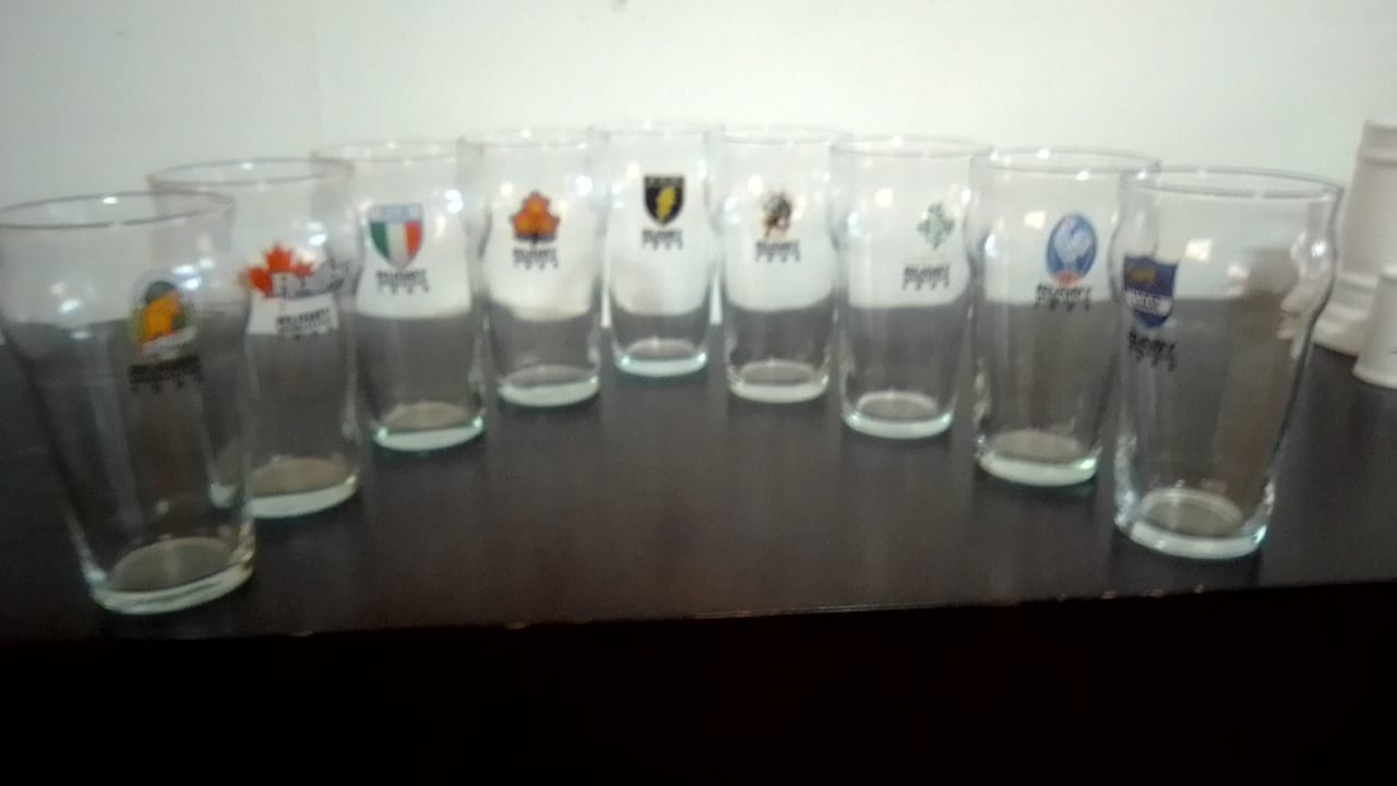 Pub collection glasses