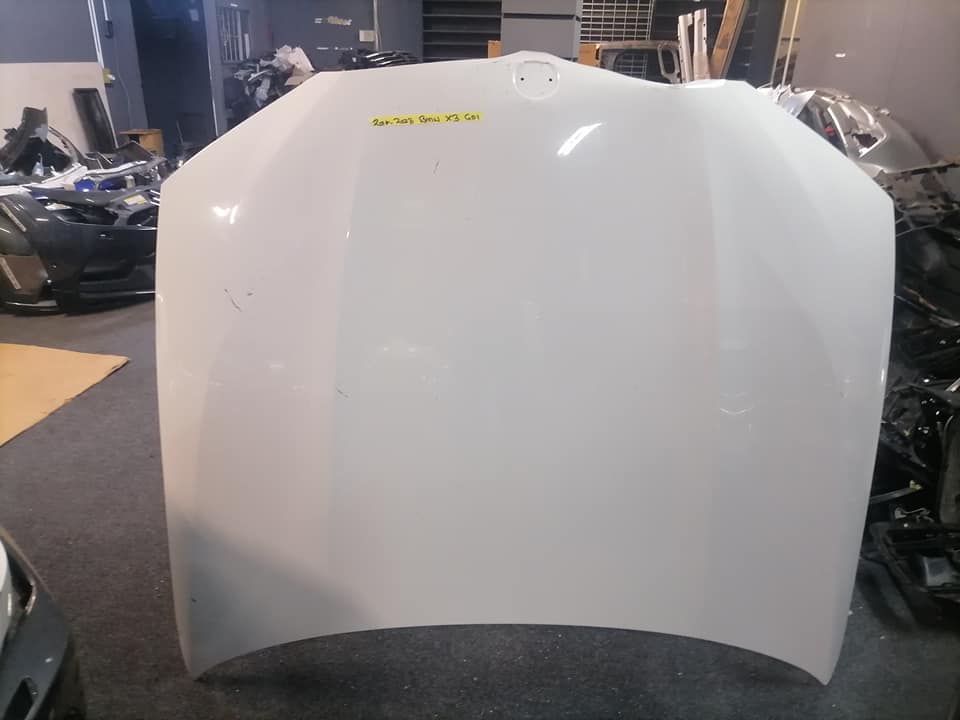BMW X3 G01 white bonnet DM or contact number in the description for assistance. - Private Seller