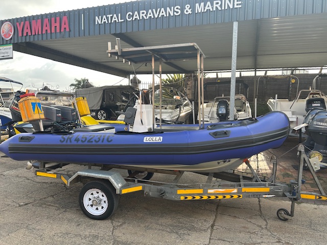 Stingray 4.5 Rubber Duck with 2 x Yamaha 30hp Motors