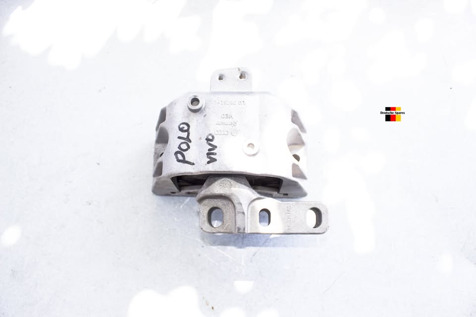 2002 VOLKSWAGEN GOLF IV 1.6 1.8 ENIGINE MOUNT(R) OEM:1J0199262 - Private Seller 2002 VOLKSWAGEN GOLF IV 1.6 1.8 ENIGINE MOUNT(R) OEM:1J0199262 - Private Seller