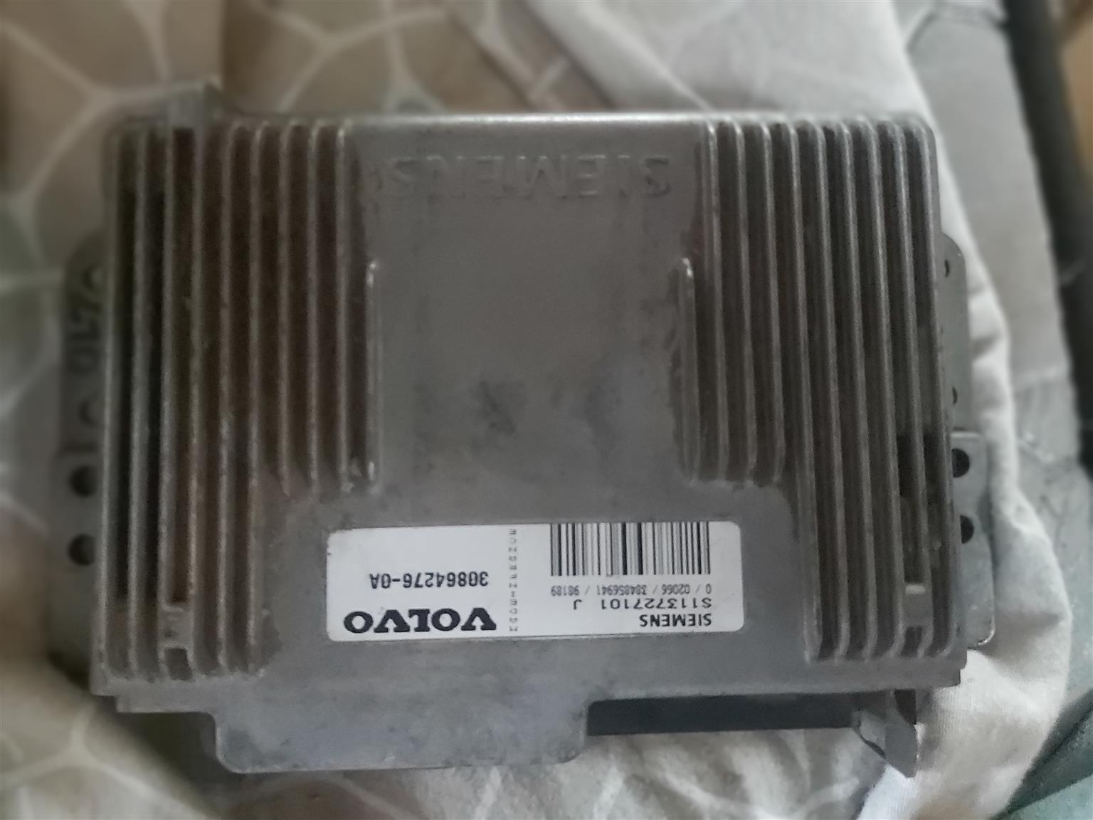 Ecu volvo t4 - Private Seller Ecu volvo t4 - Private Seller