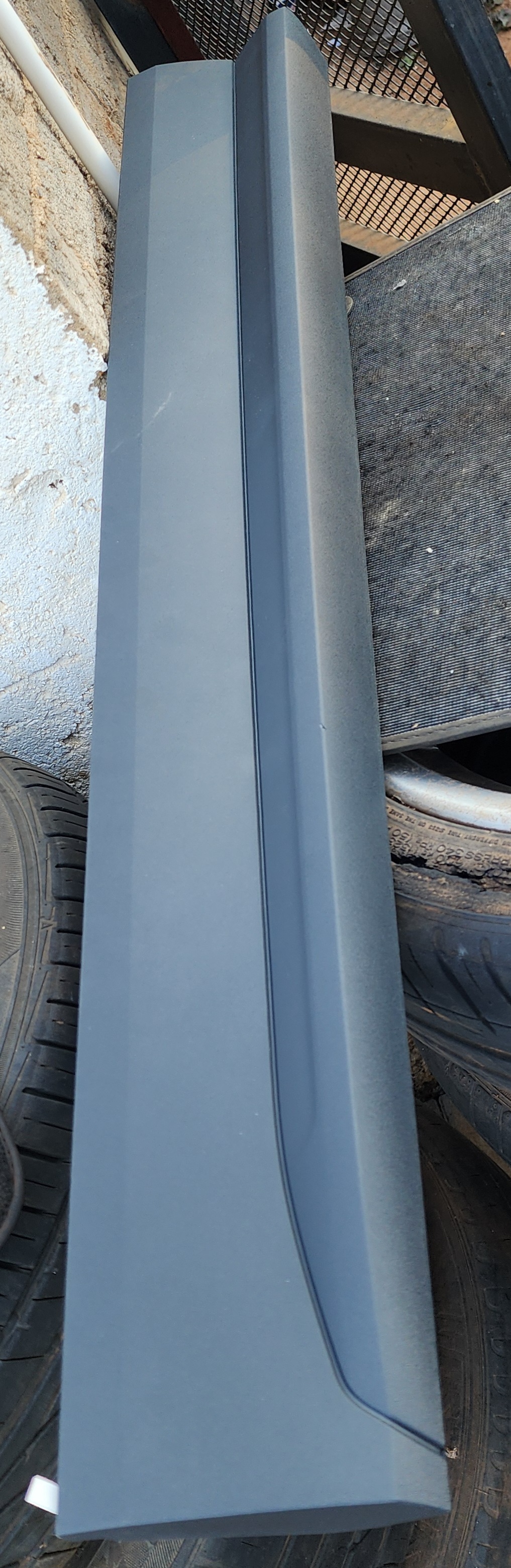 New stock arrivals  Oem new  80A 853 959    4W3 cover for door anthracite  q5 20 - Private Seller