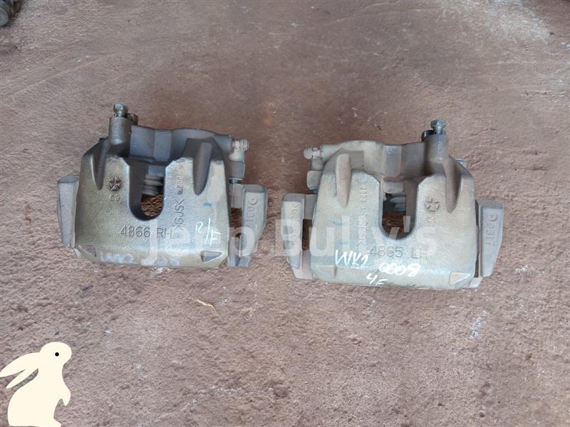 Brake Calipers | Used | Jeep Grand Cherokee WK2 Front & Back - Private Seller Brake Calipers | Used | Jeep Grand Cherokee WK2 Front & Back - Private Seller